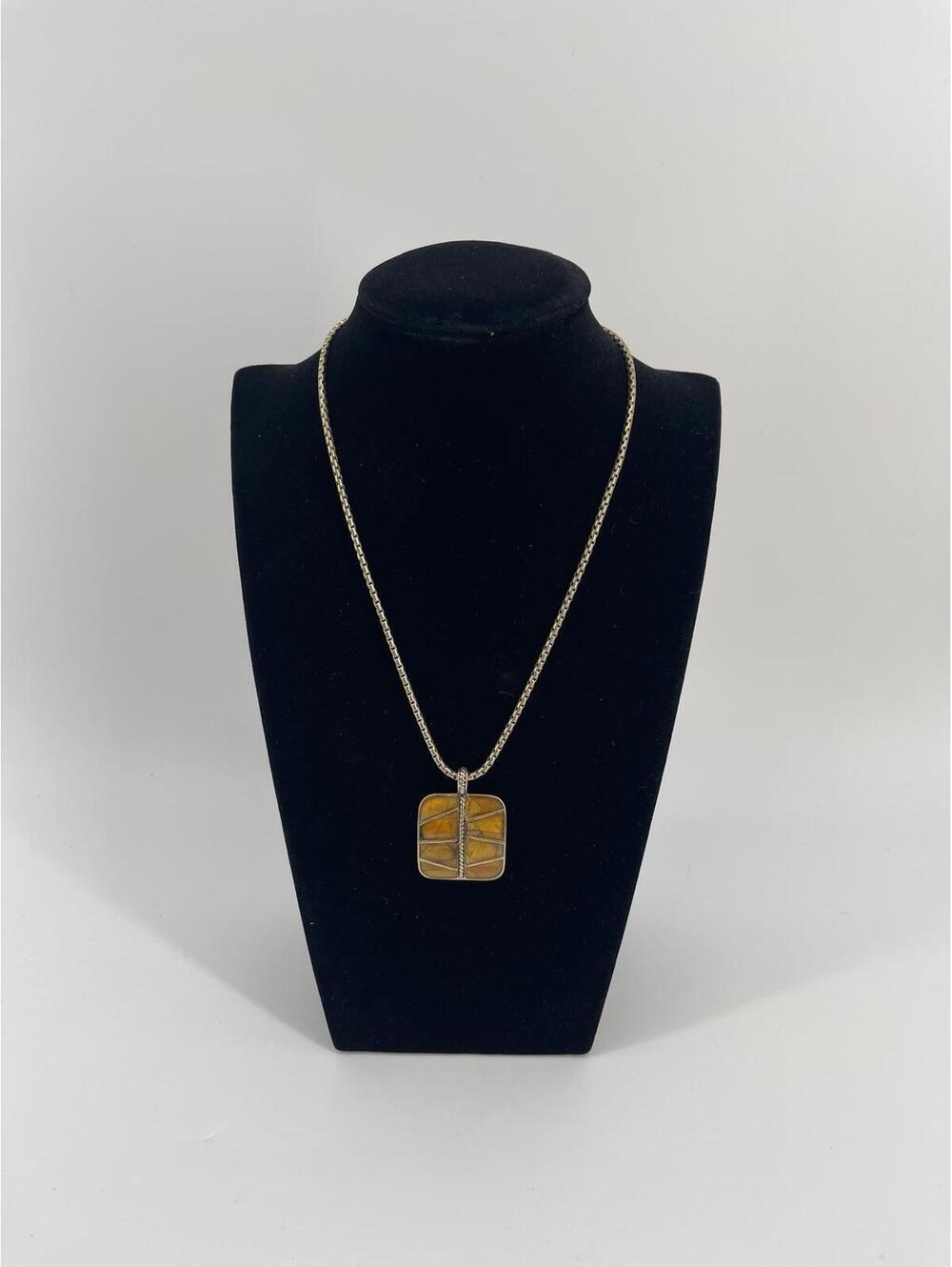 Vintage Monet Gold Tone Necklace Pendant Amber Stone Chain Signed‎ Retro